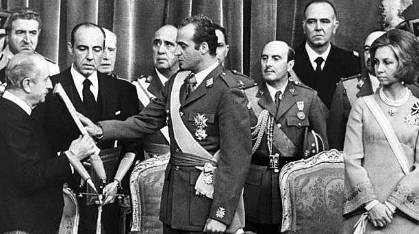 la nueva monarquía de don Juan Carlos de Borbón, Príncipe de Asturias