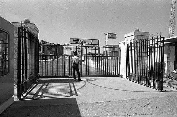 Desde 1969 se vuelve a abrir la frontera con Gibraltar