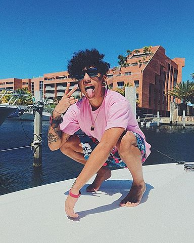 MICRO TDH (CANTANTE)