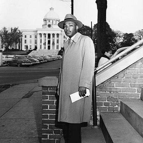 LICENCIATURA EN TEOLOGÍA