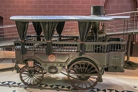 Première voiture de douze places à gaz