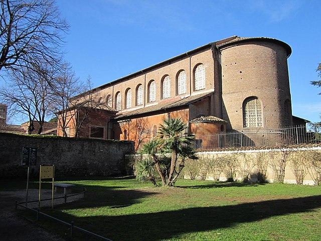 Iglesia Santa Sabina (422-432)