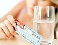 Dodds obtiene el primer estrógeno sintético.