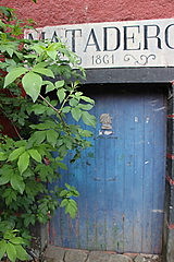 Txerriak hiltzeko lekurik ez