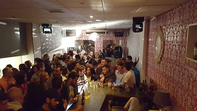 Bigarren ekinaldia: Enjoy pub-aren eskuraketa