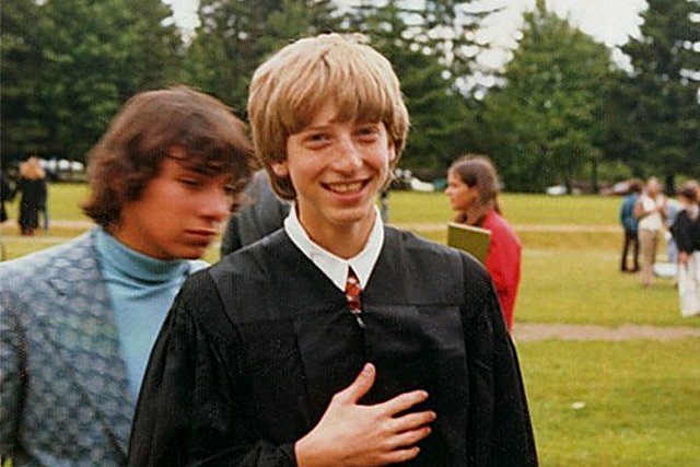 Bill Gates abandona la Universidad