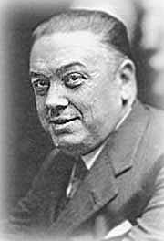 Diego Martínez Barrio Habla con Mola