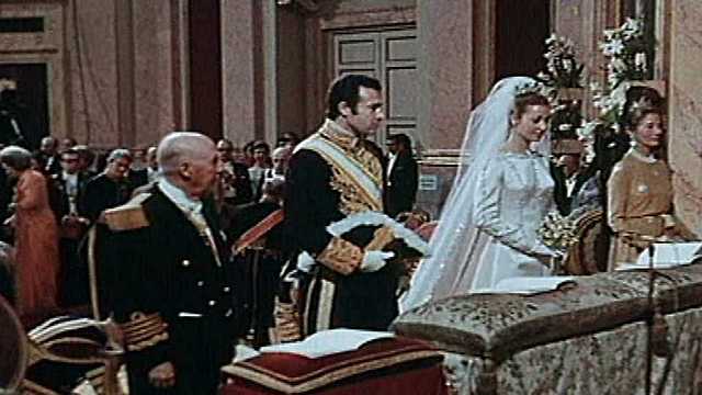 Boda de la nieta de Franco con Don Alfonso de Borbón, duque de Cádiz.