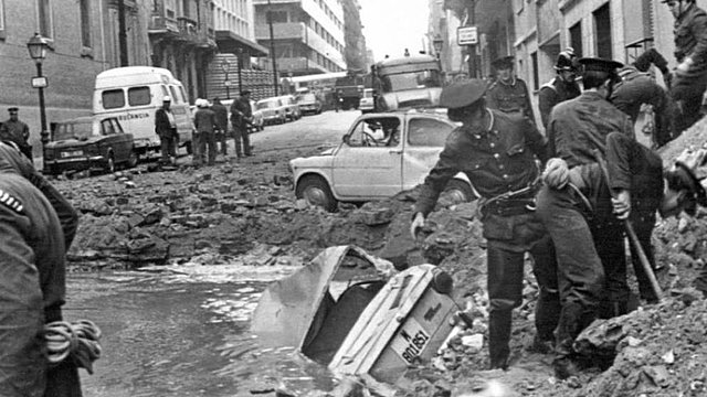 ETA asesina al Presidente Carrero Blanco.