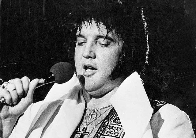 Elvis Presley Releases Hound Dog