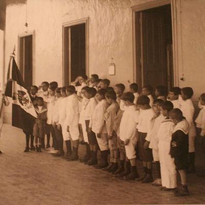 Timeline: Logros Educativos en México (1964-1988)