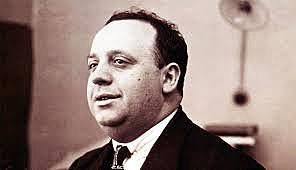 Dimisión de Indalecio Prieto