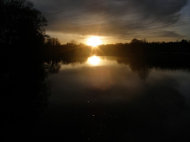 Moves in with fairy man and begins to learn the ways of the river from him