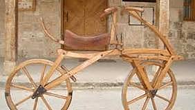 la primera bicicleta de madera