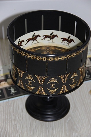 Ilusión del Movimiento del Famosos Caballo Corriendo