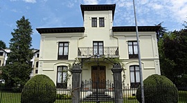 Timeline: Indianoen etxeak