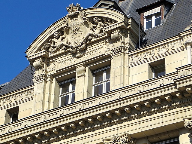 Universidad de París.