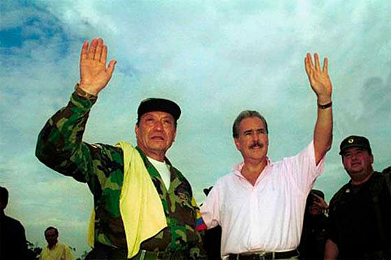 INICIAN NEGOCIACIONES CON LAS FARC