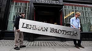 Lehman Brothers, el cuarto mayor banco de inversión de EE.UU se declara en quiebra.