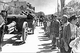 Retirada tropa británicas y soviéticas