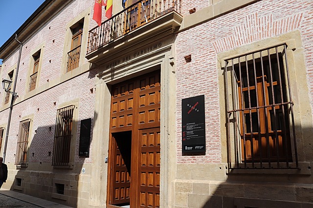 Gobernadorearen jauregia