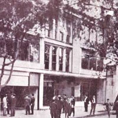 Timeline: El Origen y el Desarrollo de la Universidad Colombiana.