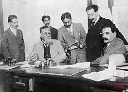 Creación de secretarias y departamentos