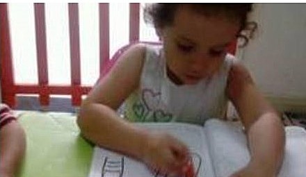 Jugando con las vocales aprendo a leer. Horario de: 8.30 AM hasta las 10:00 AM