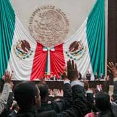 Timeline: Administración Pública Federal