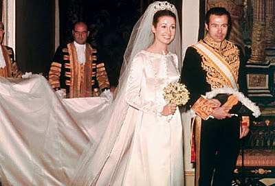 Boda de la nieta de Franco con Don Alfonso de Borbón, duque de Cádiz.