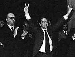 Adolfo Suárez nombrado presidente del gobierno por el rey