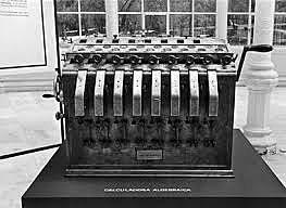 MAQUINA DE CALCULAR DE LEONARDES TORRES QUEVEDO