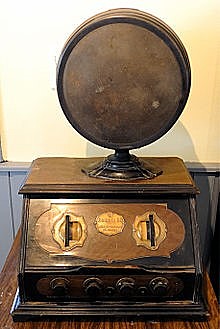 La primera antena radioeléctrica.