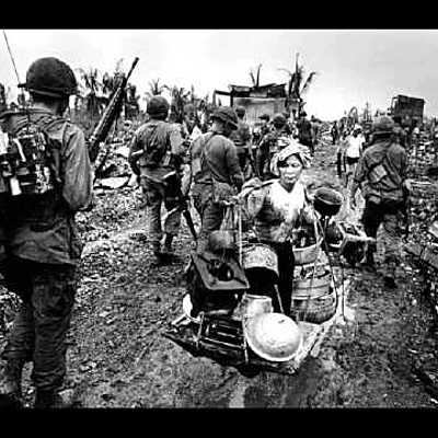 Timeline: HISTORIA UNIVERSAL