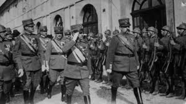 Italy declares war on Germany