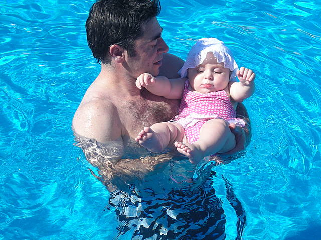 Mi primera pileta con Papá