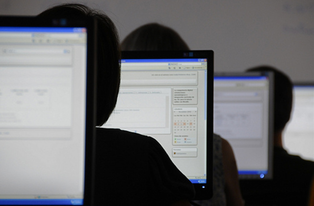 Surge el Inst. Nacional de enseñanza media a distancia