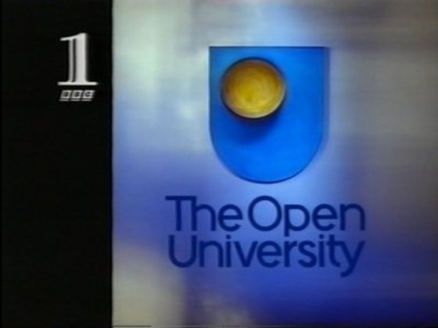 Surge la Open University Británica