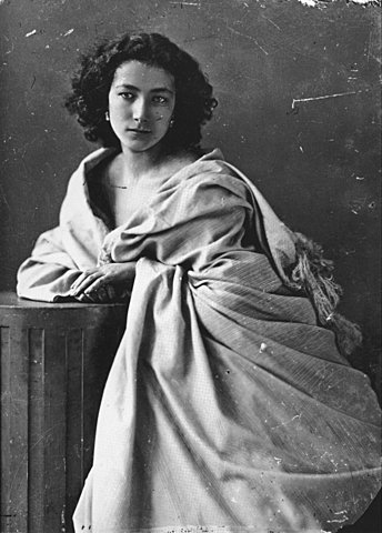 Fèlix Nadar, Ritratto fotografico di Sarah Bernhardt.