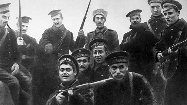 Revolución Rusa (Primer Gobierno Socialista).