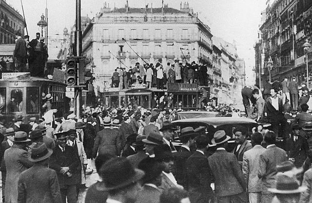 REVOLUCIÓN EN MARCHA 1934-1938