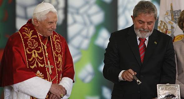 Vinda do Papa Bento 16 para o Brasil