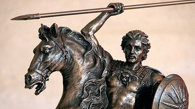 Comienzan conquistas de Alejandro Magno