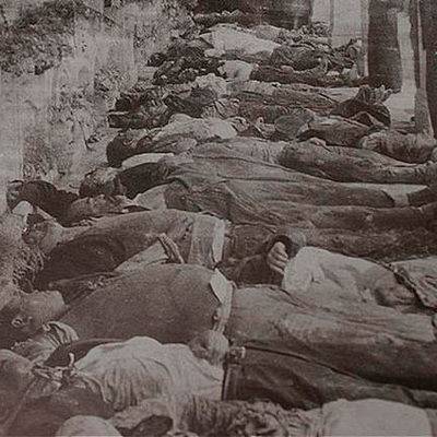 Timeline: 5 dic. CI.-&nbsp;El 5 y 6 de diciembre de 1928, el Ejército colombiano asesinó a miles de mujeres, hombres y niños en Ciénaga, Magdalena, en lo que se conoció como la masacre de las bananeras. La matanza de los militares buscó proteger los intereses.