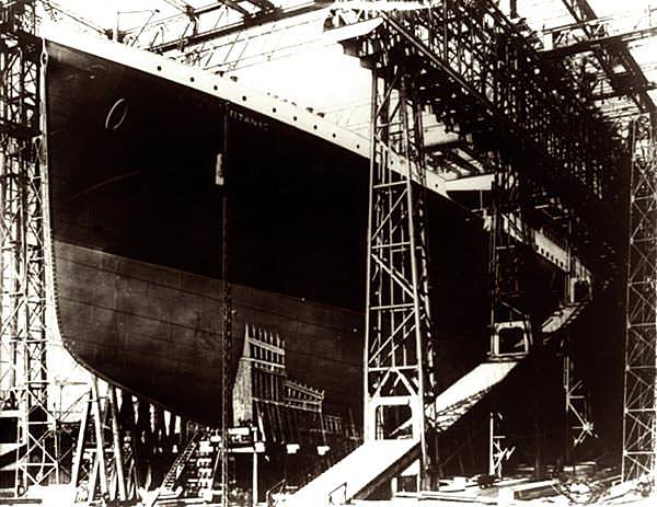 The building of the titanic