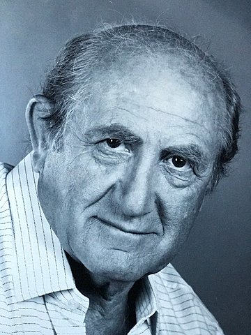 don't talk to the prisioner