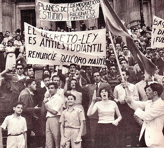Asamblea de los claustros propuso el nombre de “Universidad Técnica”