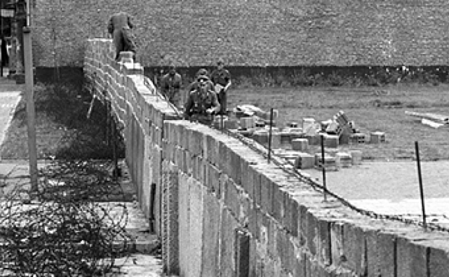 MURO DE BERLIN 1961 - 1989
