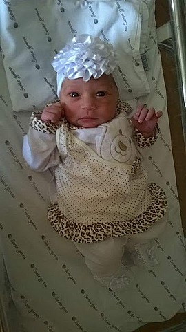 Nascimento da Laura, minha prima (considerada como irmã)