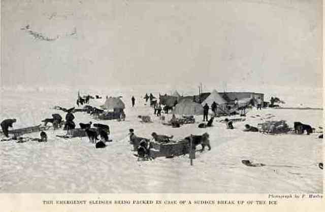 Drifting on ice floes